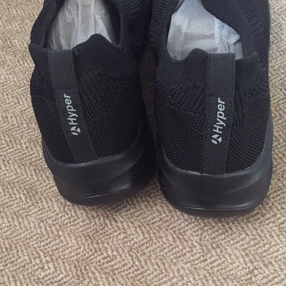 Hyper - Picture 2 of 7